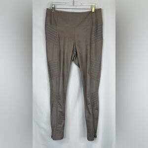 Athleta Delancey Gleam Moto Tight Size 1X Athleisure Sporty Travel Running Silky